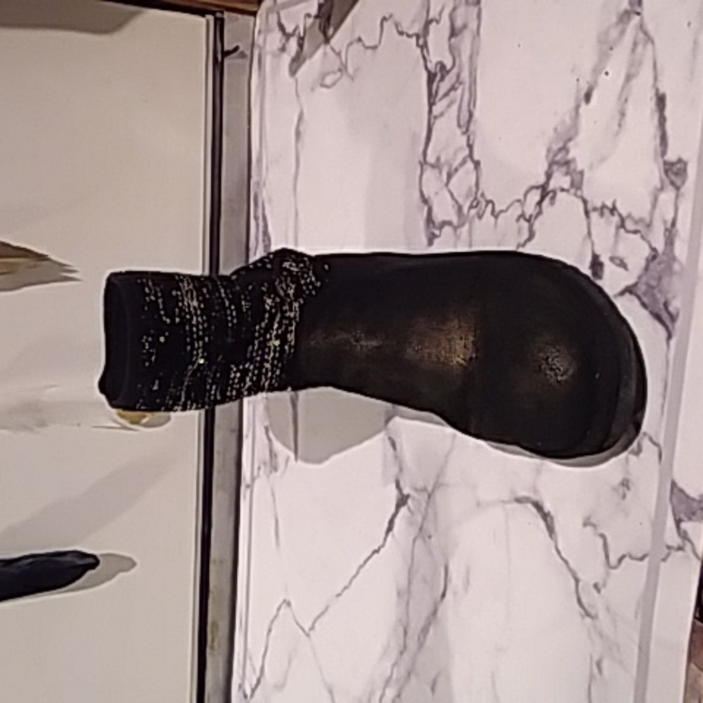 Ugg boots Size 8 Black suede with gold flecks and knit top - Picture 4 of 7